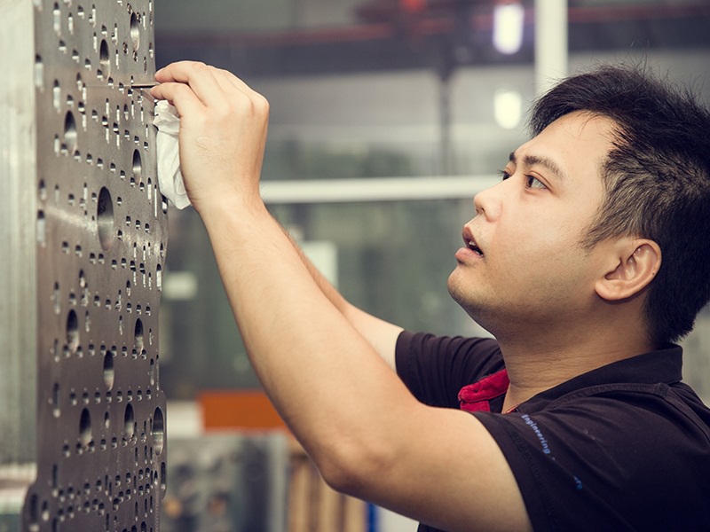 汽车格栅注塑拼搏体育_拼搏online（中国）
